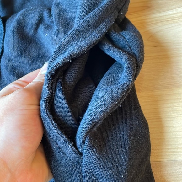 Black champion sweat pants - Picture 4 of 7